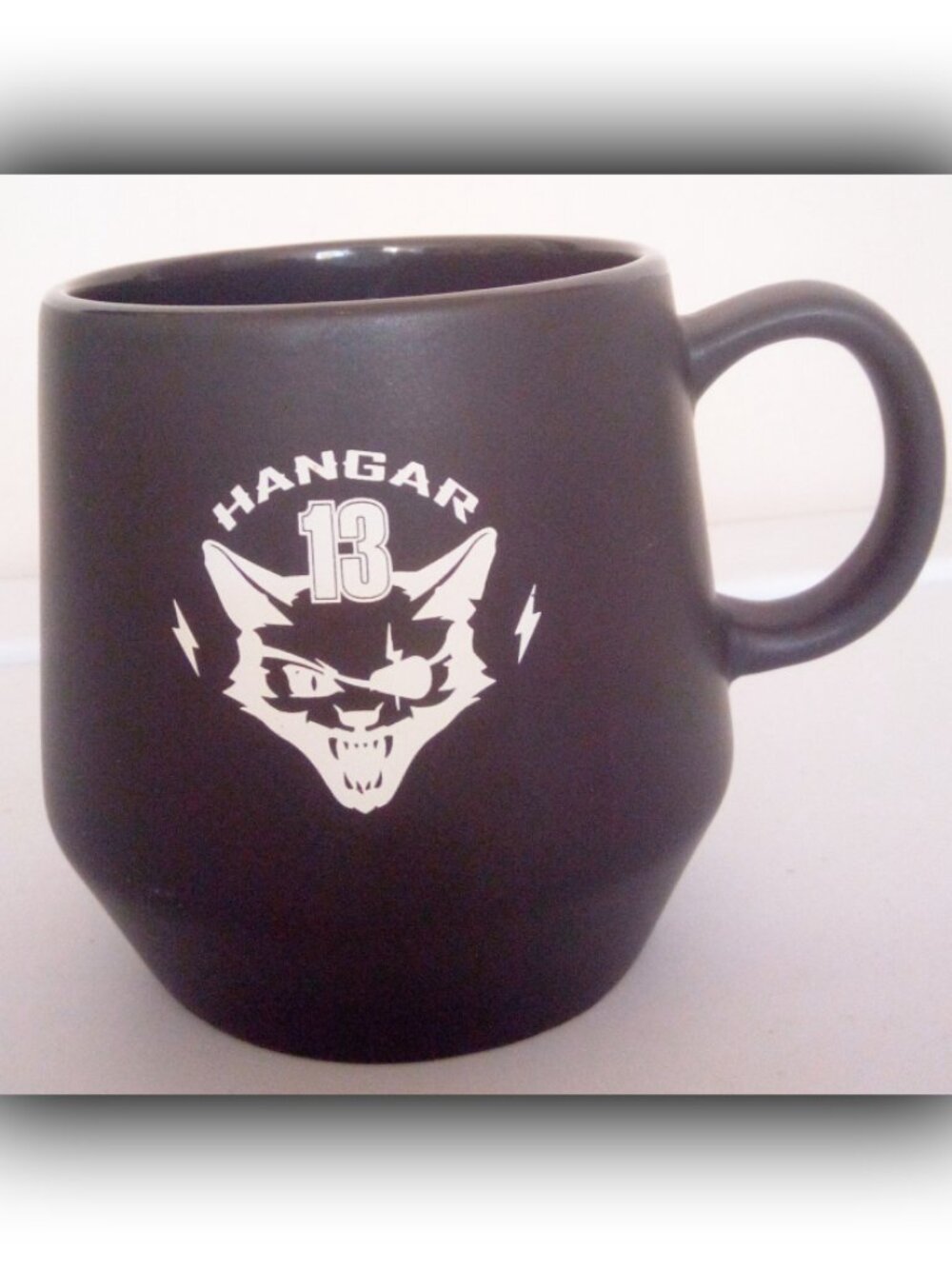 Hangar 13 Coffee Mug *MINT*